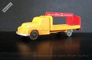 ww1-0560-02-c-ford-3500-getraenkewagen-coca-coola-090-mit-flaschenleisten-dscf8128