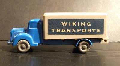 WW1-0540-10-A-MB-L-3500-Wiking-Transporte-sw-himmelblau-050080-DSCF0341