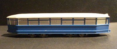 WW1-0691-01-A-Strassenbahnabhaenger-Grossraumwagen-himmelblau-040060-DSCF2251