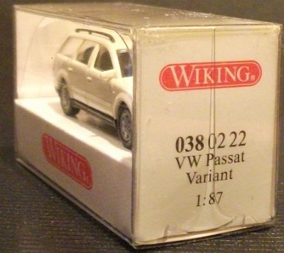 WW2-0038-02-A-VW-Passat-cremeweiss-mZh-006-DSCF9647