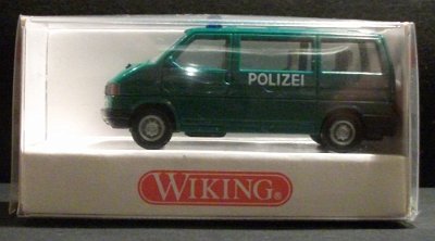 WW2-0109-00-18-VW-Caravelle-Polizei-DSCF7456