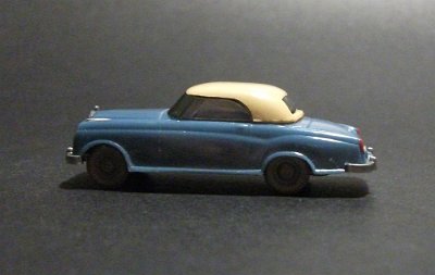 WW2-0144-02-B-MB-220-Coupe-55-065H-DSCF1494