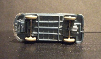 WW2-0310-08-XX-VW-T1-Bus-blaugrau-gesupert-top-045060-DSCF4578
