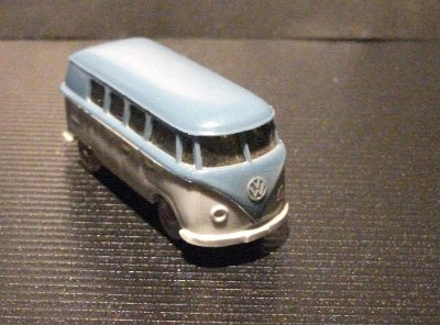 WW2-0310-08-Zn-VW-T1-Bus-blau_silbergrau-2W-045060-DSCF4166
