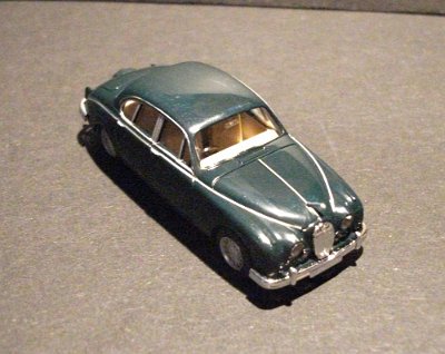 WW2-0813-01x-Jaguar-MK-II-blaugruenmetallic-DSCF3218