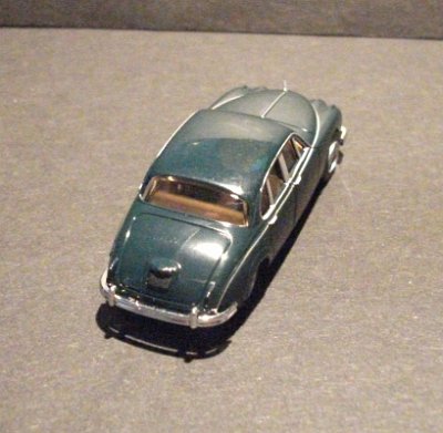 WW2-0813-01x-Jaguar-MK-II-blaugruenmetallic-DSCF3222