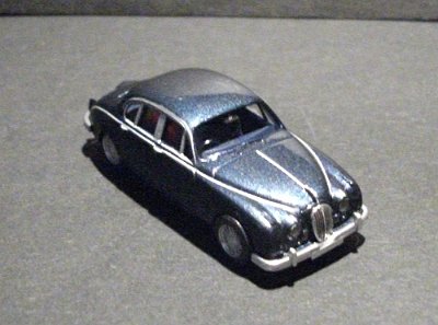 WW2-0813-0X-Jaguar-MK-II-blaumetallic-DSCF3210