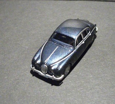 WW2-0813-0X-Jaguar-MK-II-blaumetallic-DSCF3215