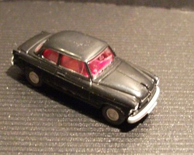 WW2-0823-01-B-Borgward-Isabella-Limousine-schwarz-006-DSCF5979