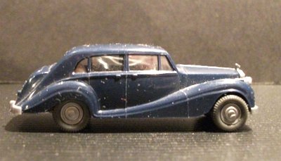 WW2-0838-01-C-Rolls-Royce-51-Silver-Wraith-stahlblau-004008-DSCF5960