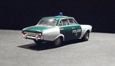 WW2-0864-02-Ford-Taunus-17-M-Badewanne-Polizei-012-DSCF7270