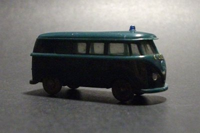 WW2-1030-02-A-VW-T1-Polizei-60Proz-2W-Kante-030040-DSCF3289