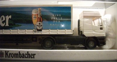 WW3-Krombacher-IVECO-Eurostar-Gardinensattelzug-DSCF8993