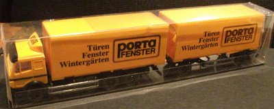 WW3-PORTA-MB-2435-Sk-Wechselkoffer-Haengerzug-Porta-wie-573-075-DSCF1628