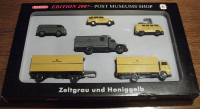 WW3-PMS-Edition2007-Zeltgrau-und-Honiggelb-DSCF1991