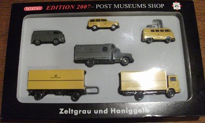 WW3-PMS-Edition2007-Zeltgrau-und-Honiggelb-DSCF1992