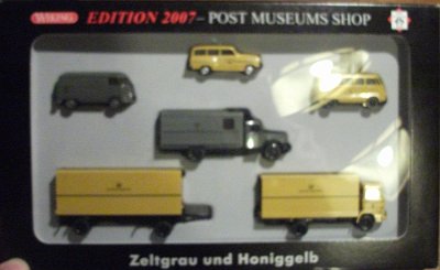 WW3-PMS-Edition2007-Zeltgrau-und-Honiggelb-DSCF2001