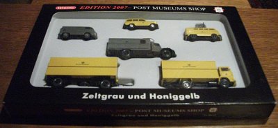 WW3-PMS-Edition2007-Zeltgrau-und-Honiggelb-DSCF2002