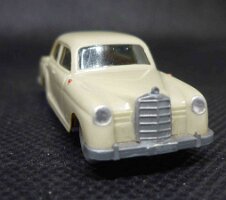 WW2-0220-XX-X-P1840754